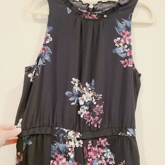 Loft Black Floral wide Leg Jumpsuit - Picture 3 of 10